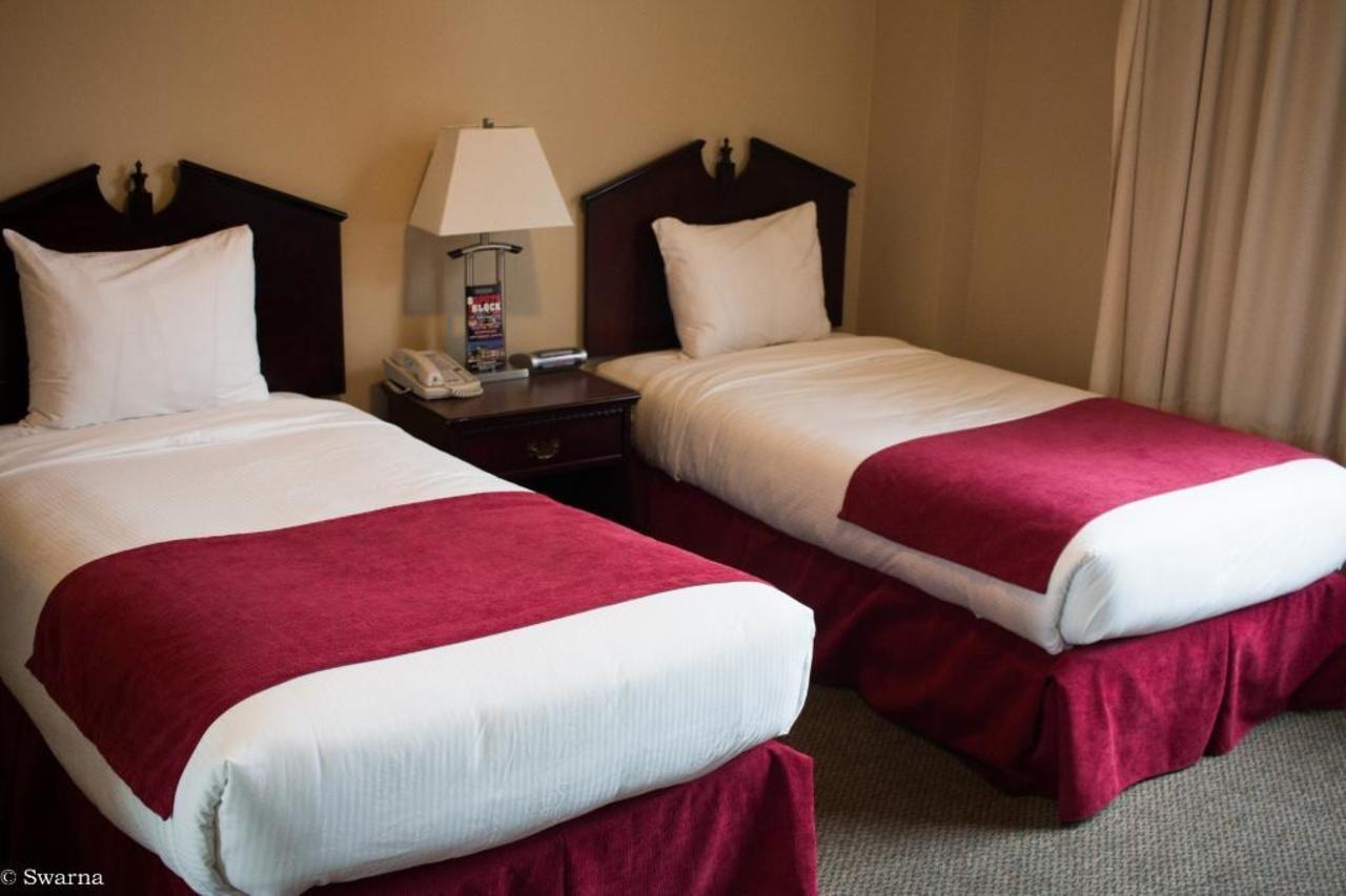 Strathcona Hotel Victoria Bagian luar foto