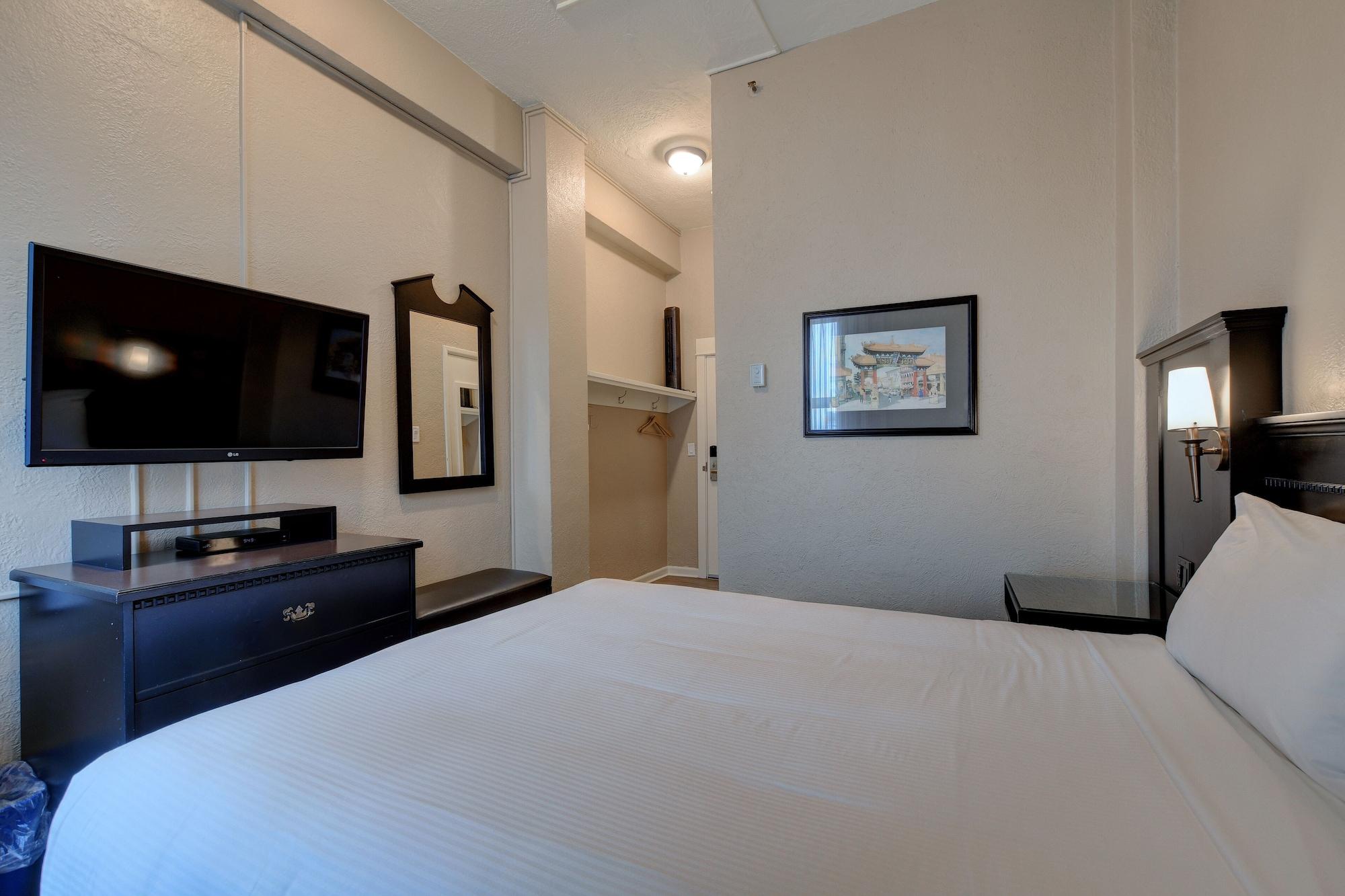 Strathcona Hotel Victoria Bagian luar foto