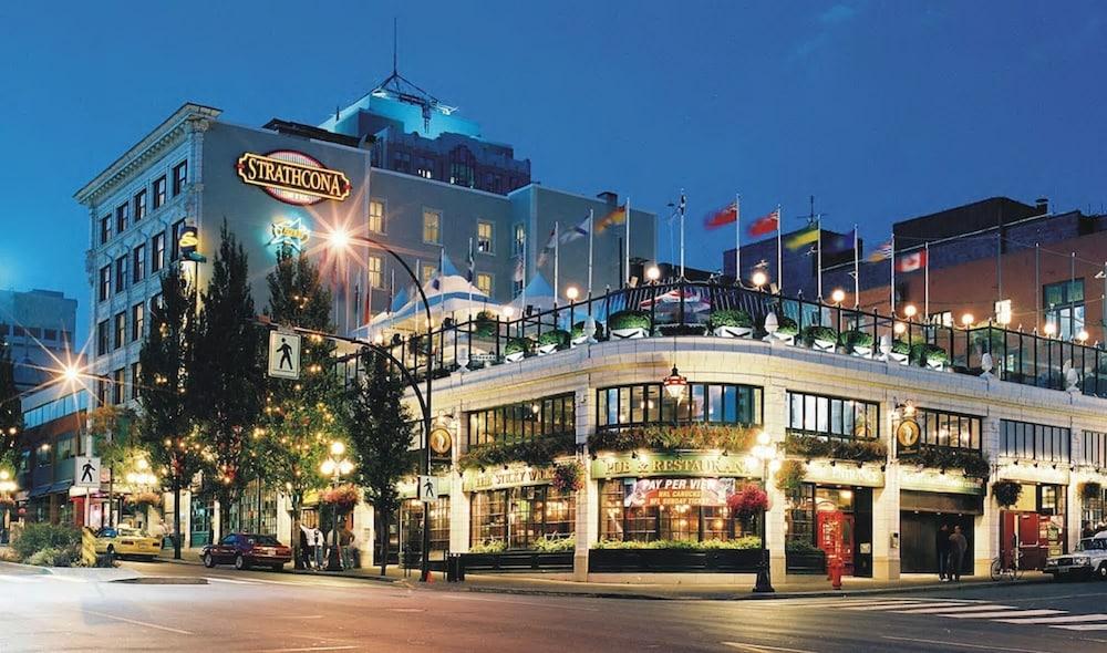 Strathcona Hotel Victoria Bagian luar foto
